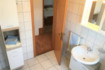 A2 Bathroom (1)